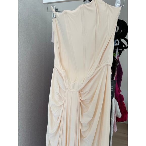 Deme by Gabriella Pearl Gown in Off White - Picture 5 of 11